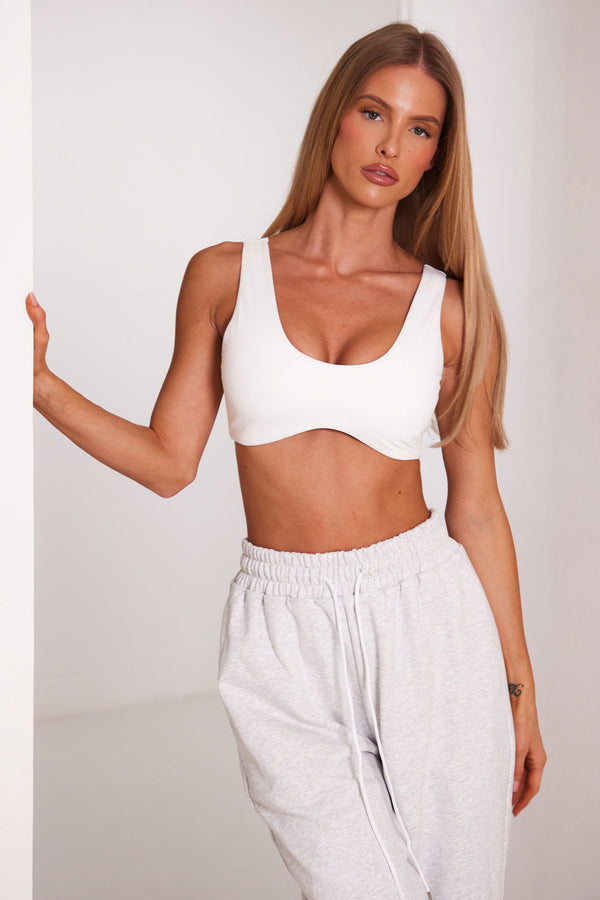 The scoop neck seamless bralet - White