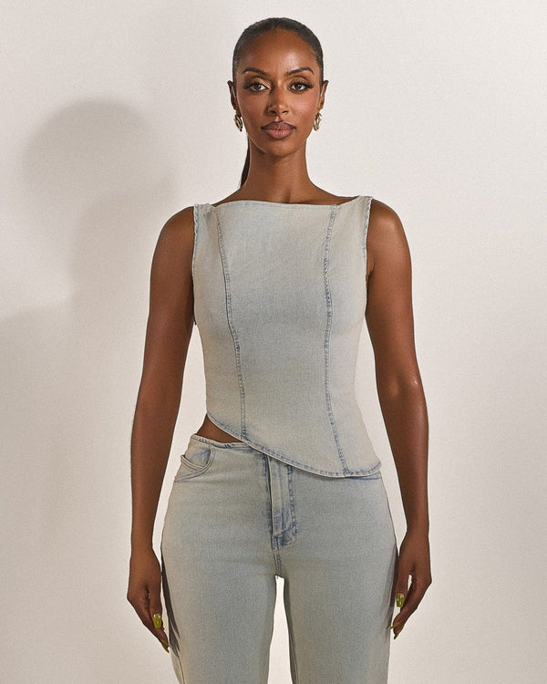 The Mika Set Top in Light Wash
