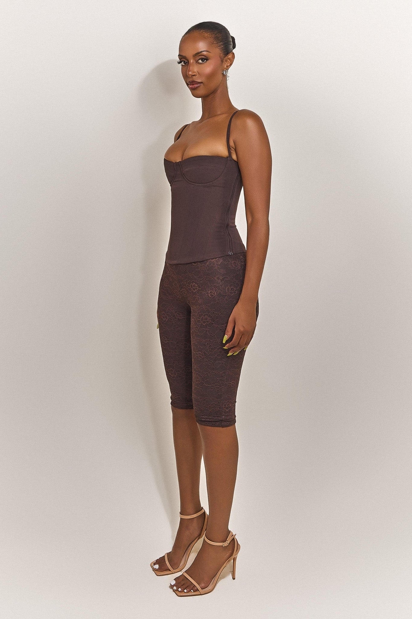 Capri Trousers in Brown | Cropped Brielle Pants with Express