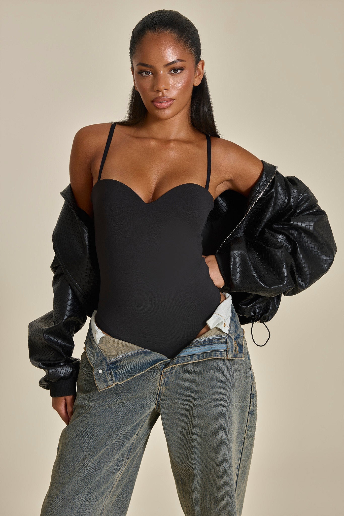 Black Shapewear Bodysuit | Sculpting Bodysuit in Black – Mars The